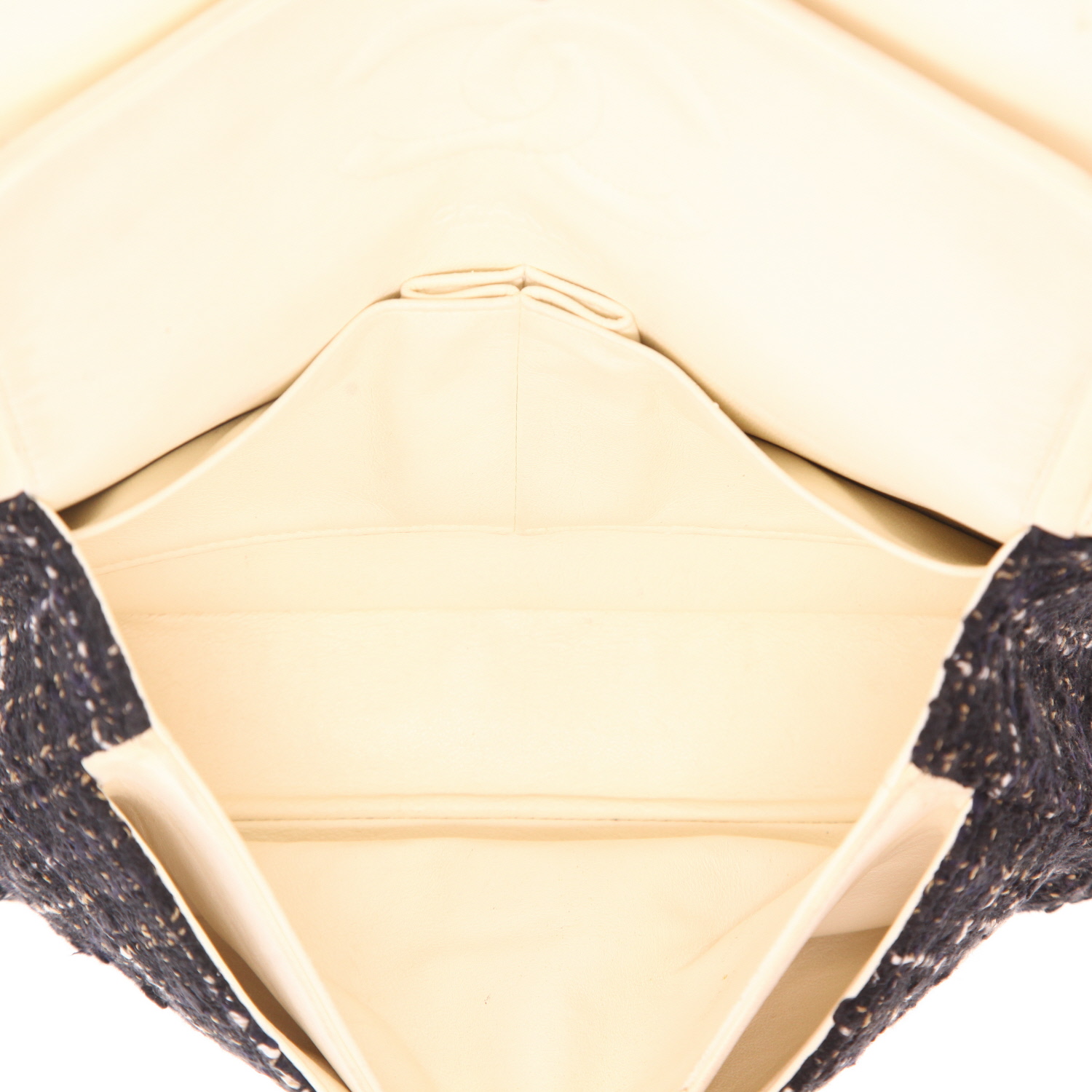 Borsa Chanel  Timeless Classic in tweed trapuntato nero e color crema e pelle color crema - Detail D3