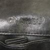 Borsa/pochette Chanel Baguette in pelle nera - Detail D3 thumbnail
