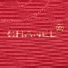 Sac à main Chanel Timeless en jersey matelassé bleu-marine - Detail D4 thumbnail