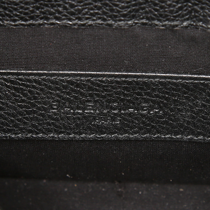 Balenciaga Dix mini shoulder bag in black leather - Detail D3