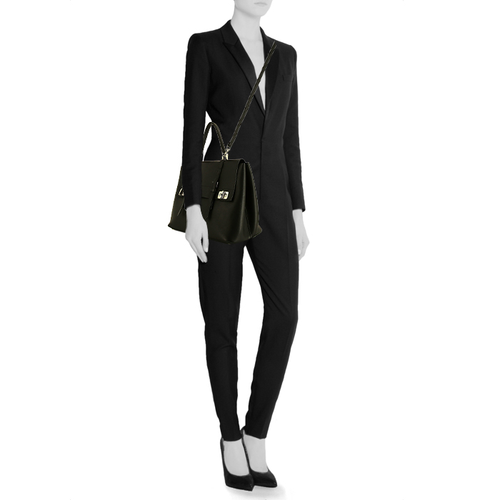Prada Vitello handbag in black leather - Detail D2