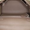 Hermes Kelly 25 cm handbag in etoupe epsom leather - Detail D3 thumbnail