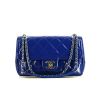 Bolso bandolera Chanel Mini Timeless en charol acolchado azul - 360 thumbnail
