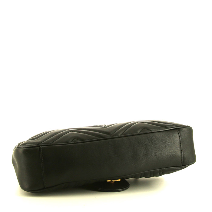 Borsa a tracolla Gucci GG Marmont modello grande in pelle trapuntata nera con decori geometrici - Detail D5