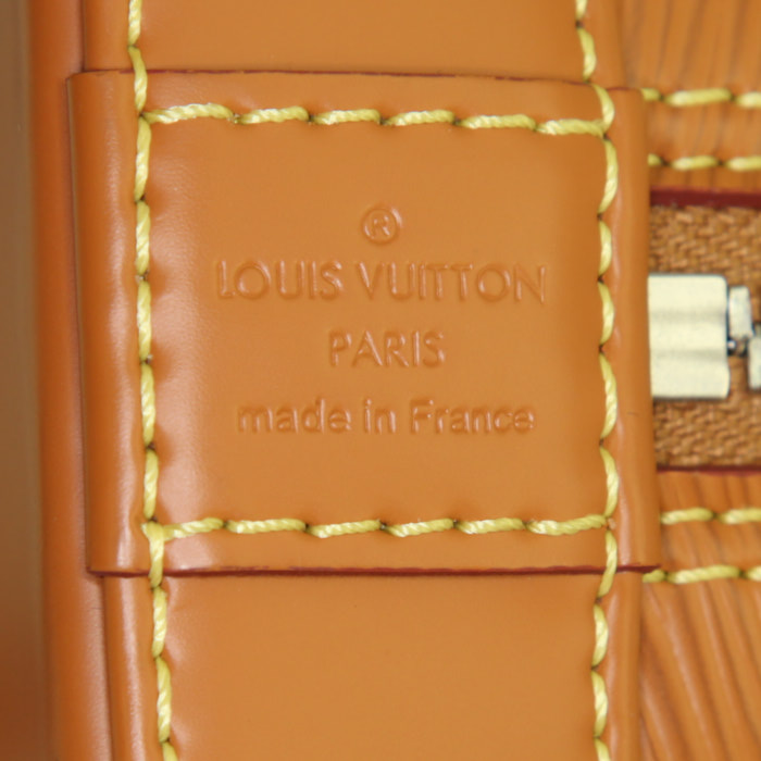 Borsa a tracolla Louis Vuitton Alma BB in pelle Epi - Detail D4