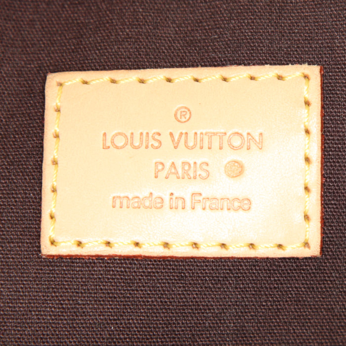 Louis Vuitton Bellevue large model handbag in burgundy monogram patent leather and natural leather - Detail D3