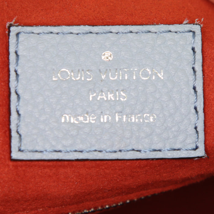 Louis Vuitton Babylone handbag in light blue mahina leather and brown leather - Detail D4