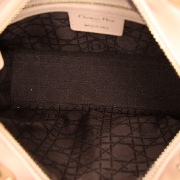 Sac à main Dior Lady Dior moyen modèle en cuir cannage beige - Detail D3