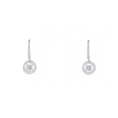 Paire de boucles d'oreilles Boucheron Ava en or blanc et diamants