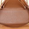 Hermes Kelly 25 cm handbag in gold togo leather - Detail D3 thumbnail