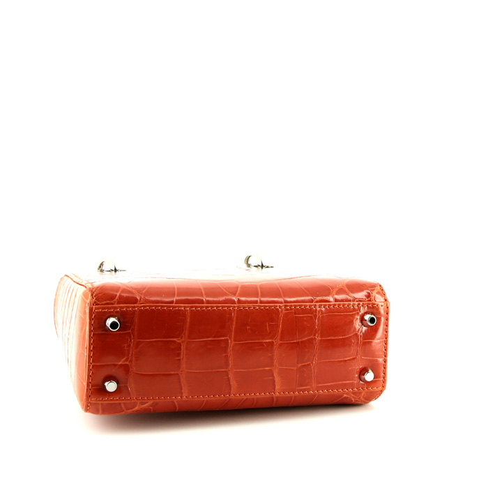 Sac bandoulière Dior Mini Lady Dior en crocodile orange - Detail D5
