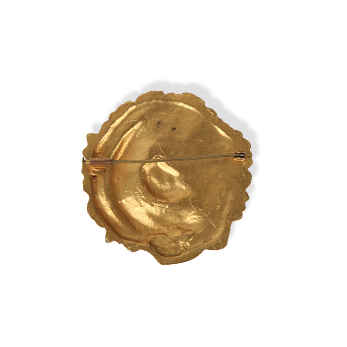 LiLine Vautrin, "Mignonne allons voir si la rose" brooch, in gilded bronze, monogrammed, from the 1950/60's - Detail D1