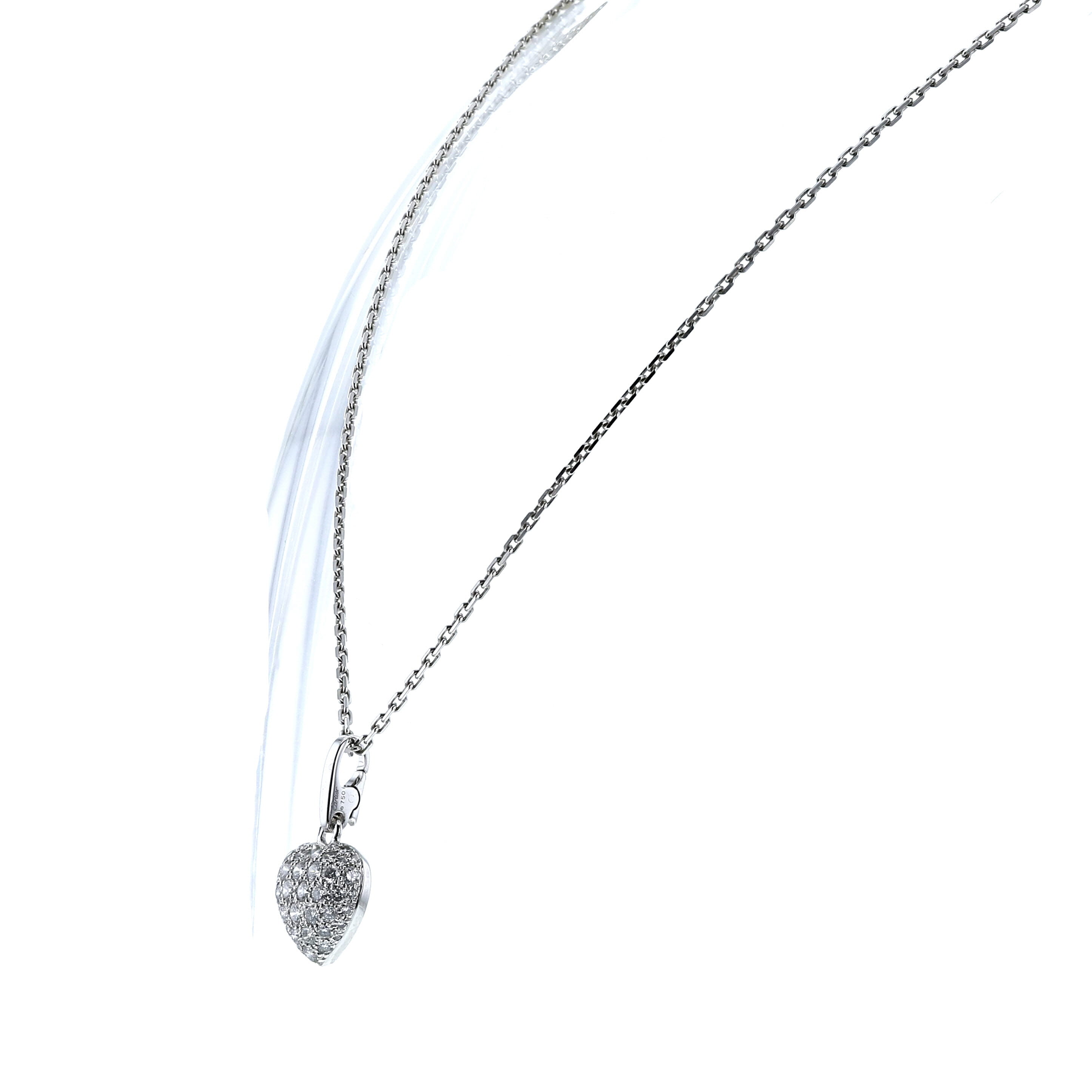 Cartier Coeur et Symbole necklace in white gold and diamonds - Detail D1