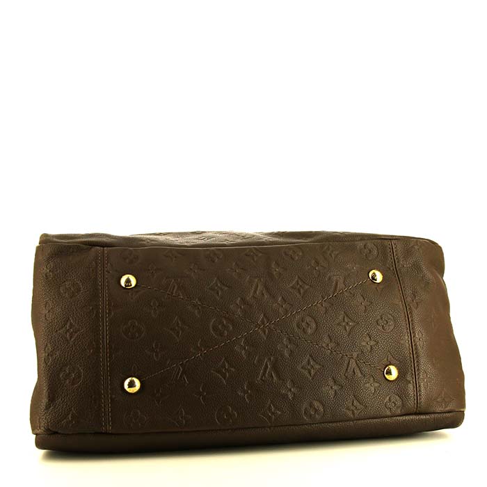 Sac à main Louis Vuitton Arsty moyen modèle en cuir monogram empreinte taupe - Detail D4