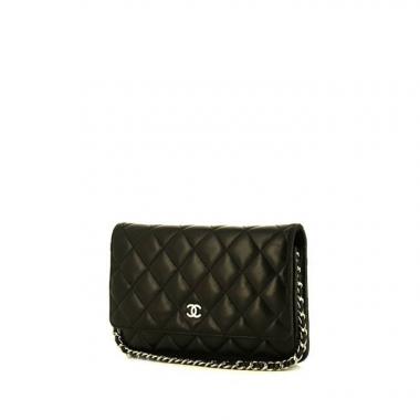 Sac bandoulière Chanel Wallet on Chain en cuir matelassé noir