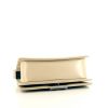 Bolso de mano Chanel Boy modelo pequeño en cuero beige - Detail D5 thumbnail