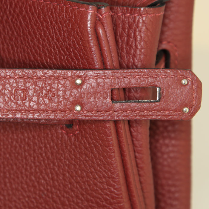 Bolso de mano Hermes Birkin 35 cm en cuero togo color burdeos - Detail D4