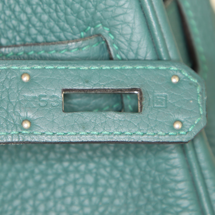 Sac à main Hermes Kelly 40 cm en cuir togo vert-malachite - Detail D5