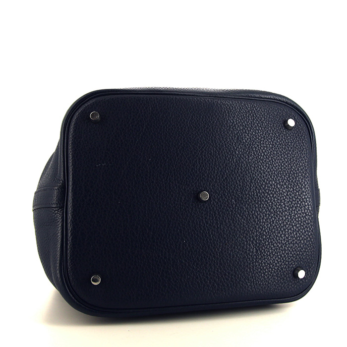 Sac à main Hermes Picotin 22 cm en cuir togo bleu - Detail D4