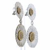 Buccellati Blossom Daisy earrings in silver,  vermeil and diamonds - Detail D2 thumbnail