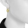 Paire de boucles d'oreilles Maison Auclert Intailles & Impressions en or jaune, diamants et cornaline - Detail D2 thumbnail