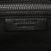 Bolso de mano Givenchy Antigona modelo pequeño en cuero granulado negro - Detail D4 thumbnail