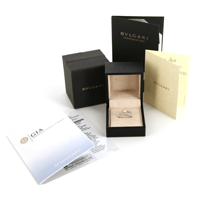 Sortija Bulgari Lucéa modelo pequeño en oro blanco y diamantes - Detail D2