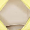 Bolso de mano Louis Vuitton Speedy Editions Limitées en charol amarillo - Detail D3 thumbnail