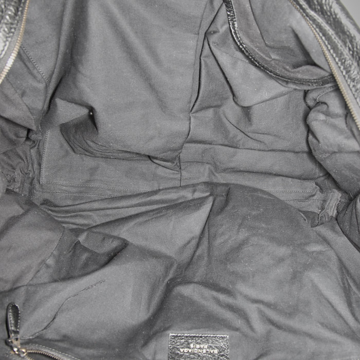 Bolsa de viaje Balenciaga en cuero negro - Detail D3