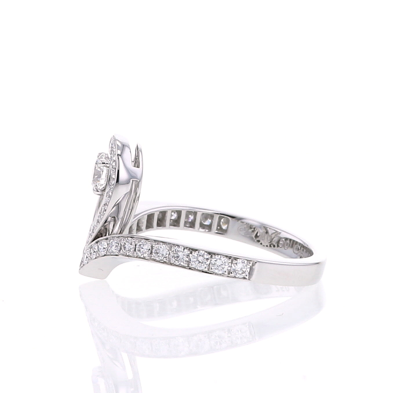 Sortija Chaumet Joséphine Aigrette en oro blanco y diamantes - Detail D2