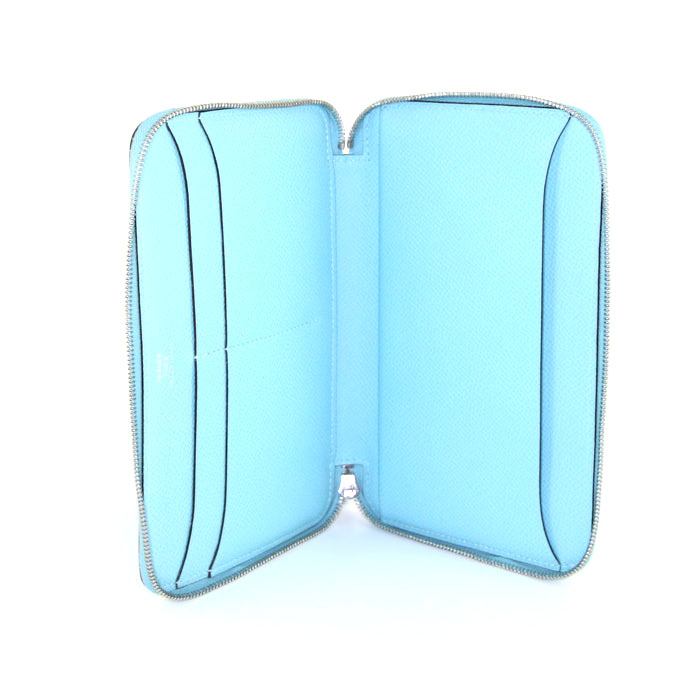 Billetera Hermès Soie Cool en seda azul y cuero epsom Bleu Atoll - Detail D2