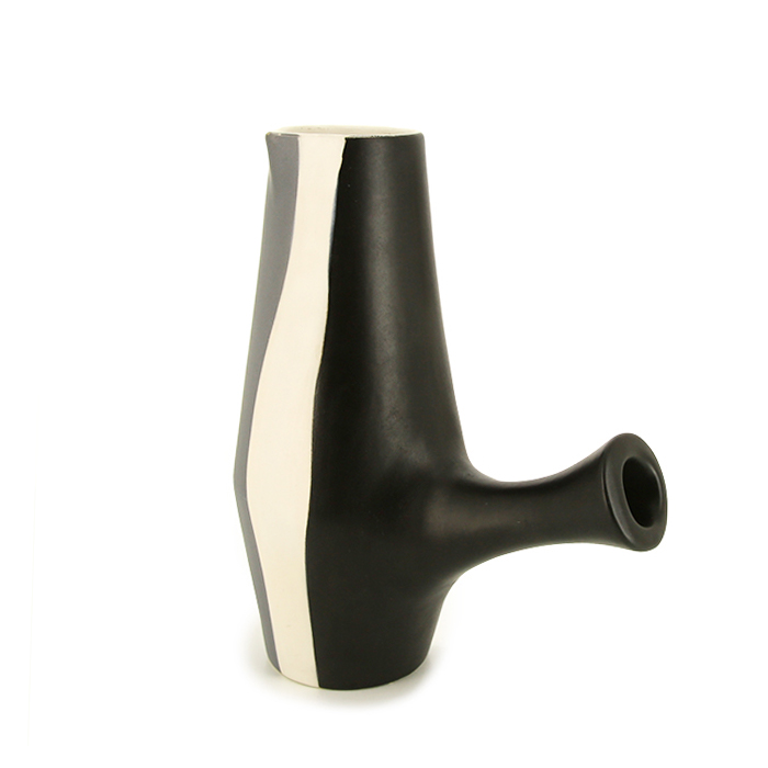 Mado Jolain, pichet with handle, in enamelled ceramic, monogrammed, around the 1950's - Detail D1