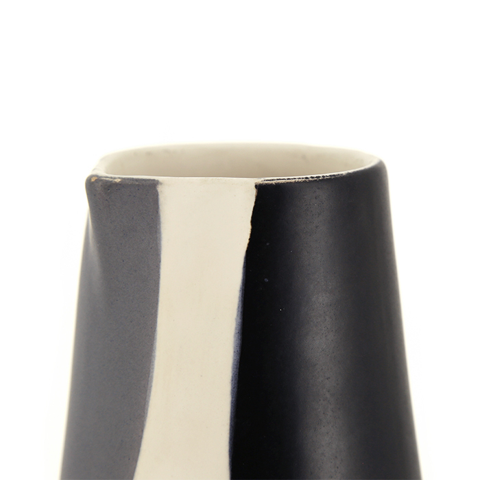 Mado Jolain, pichet with handle, in enamelled ceramic, monogrammed, around the 1950's - Detail D3