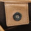 Bolso de mano Saint Laurent en cuero beige - Detail D3 thumbnail