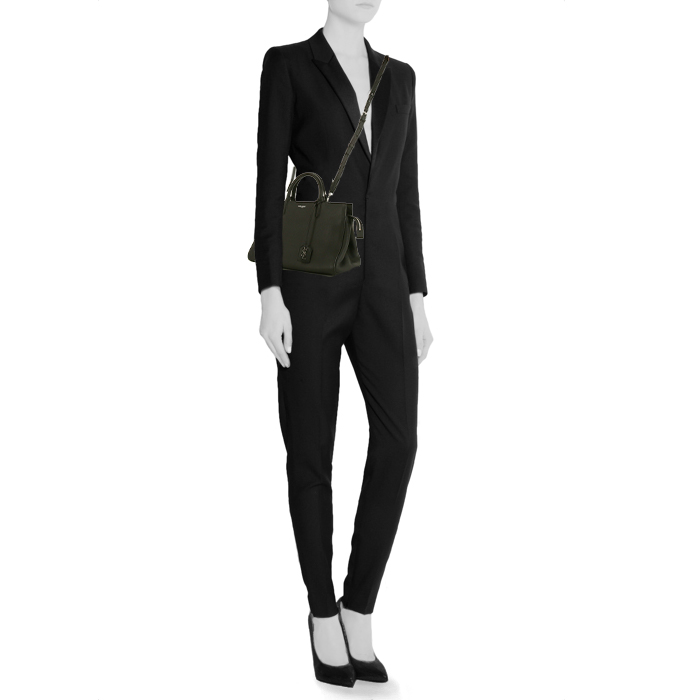 Saint Laurent Rive Gauche handbag in black grained leather - Detail D2