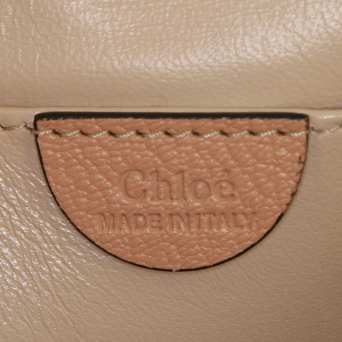 Chloé Elsie shoulder bag in pink grained leather - Detail D4