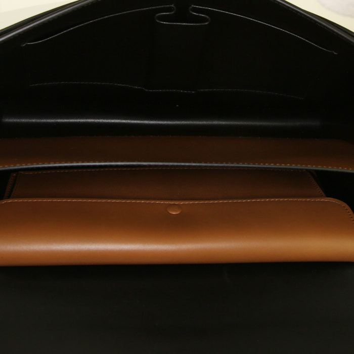 Borsa Celine Classic Box in pelle box bicolore nera e marrone caramello - Detail D3