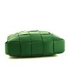 Bolso bandolera Bottega Veneta Cassette en cuero intrecciato verde - Detail D4 thumbnail