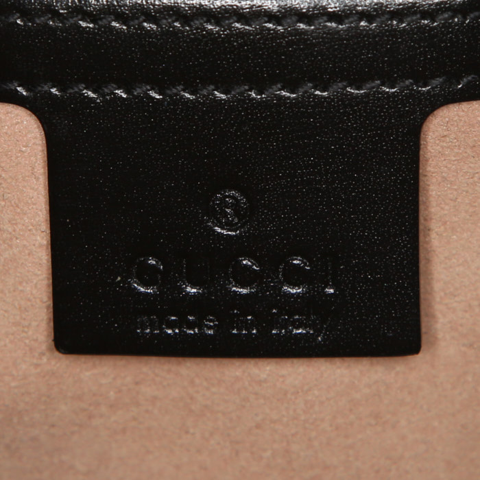 Bolso bandolera Gucci Jackie en cuero negro - Detail D3