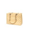 Chanel Shopping GST shopping bag in beige quilted grained leather - 00pp thumbnail