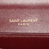 Bolso bandolera Saint Laurent Kaia Satchel modelo pequeño en piel de pitón roja y negra - Detail D3 thumbnail