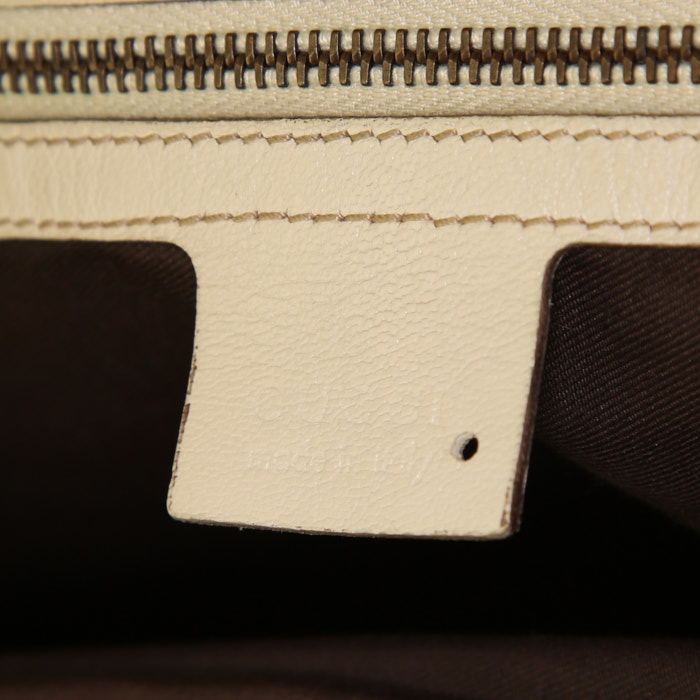 Sac à main Gucci Bamboo en cuir blanc-cassé et bambou - Detail D3