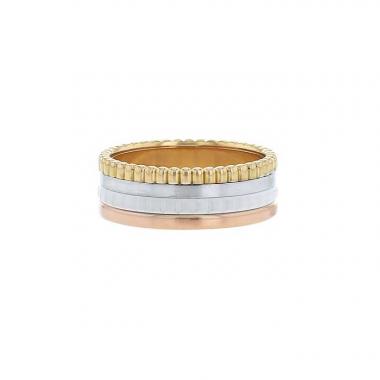 Anello Boucheron  Quatre White Edition modello piccolo in 3 ori e ceramica bianca