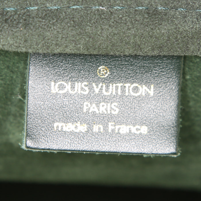 Bolsa de viaje Louis Vuitton Kendall en cuero taiga verde - Detail D3