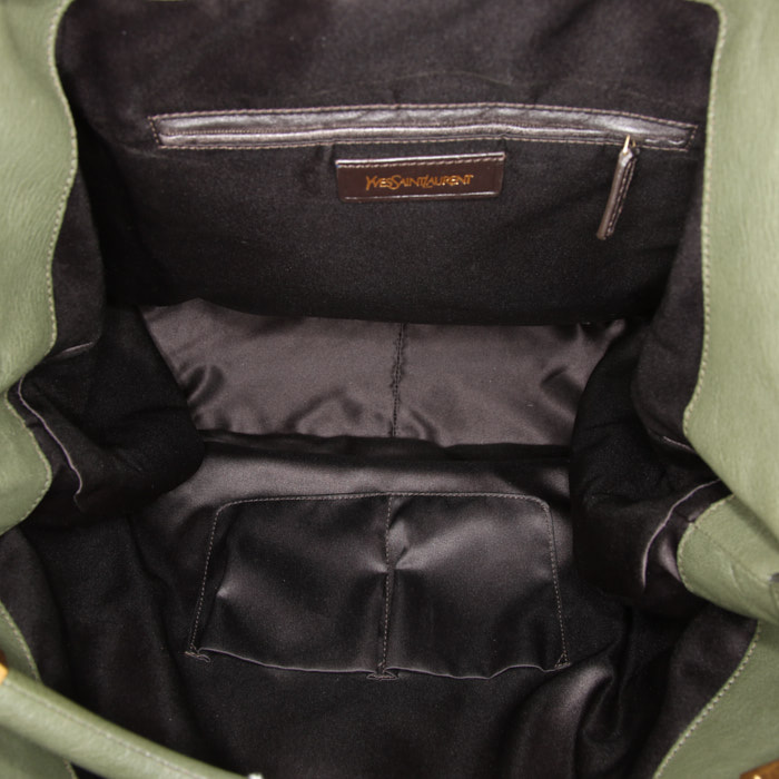 Saint Laurent Roady handbag in green leather - Detail D2
