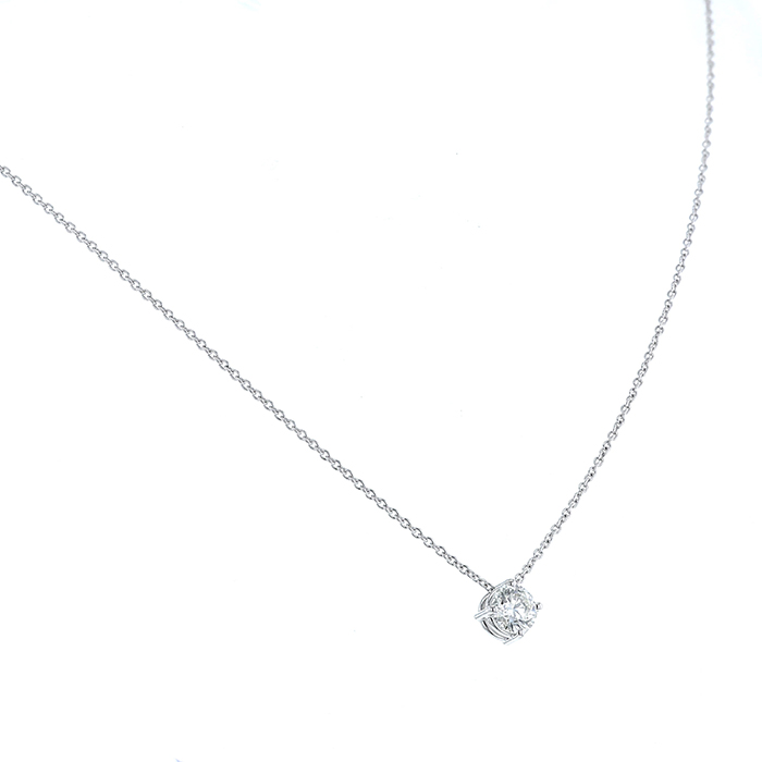 Collier solitaire en or blanc et diamant (0,70 carat) - Detail D1
