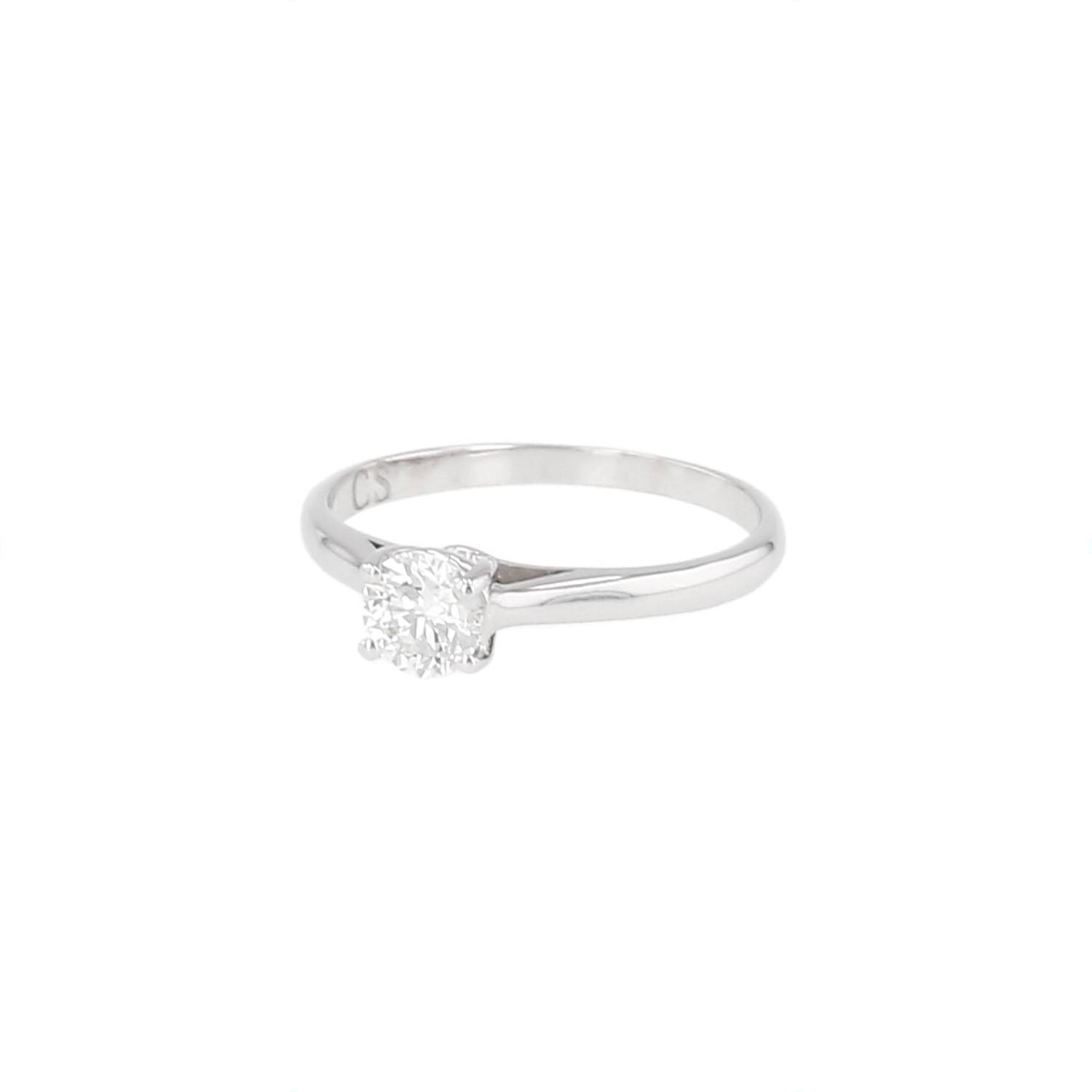 White Gold Solitaire Ring with 0,50 Carat Diamond - Pre-owned White Gold Solitaire Ring with 0,50 Carat Diamond - Pre-owned