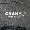 Chanel  Timeless Jumbo shoulder bag  in black and yellow patent leather - Detail D4 thumbnail