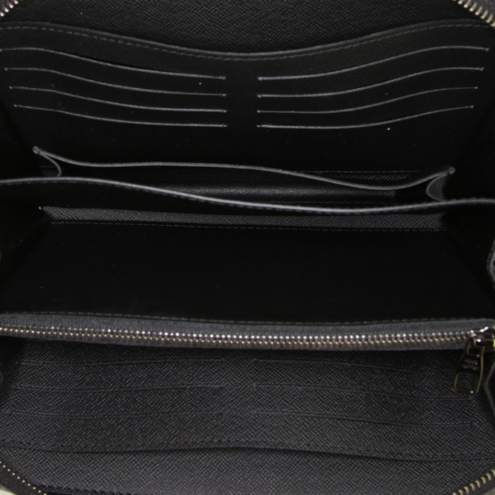 Portefeuille Louis Vuitton Zippy taille XL en toile monogram enduite grise - Detail D2