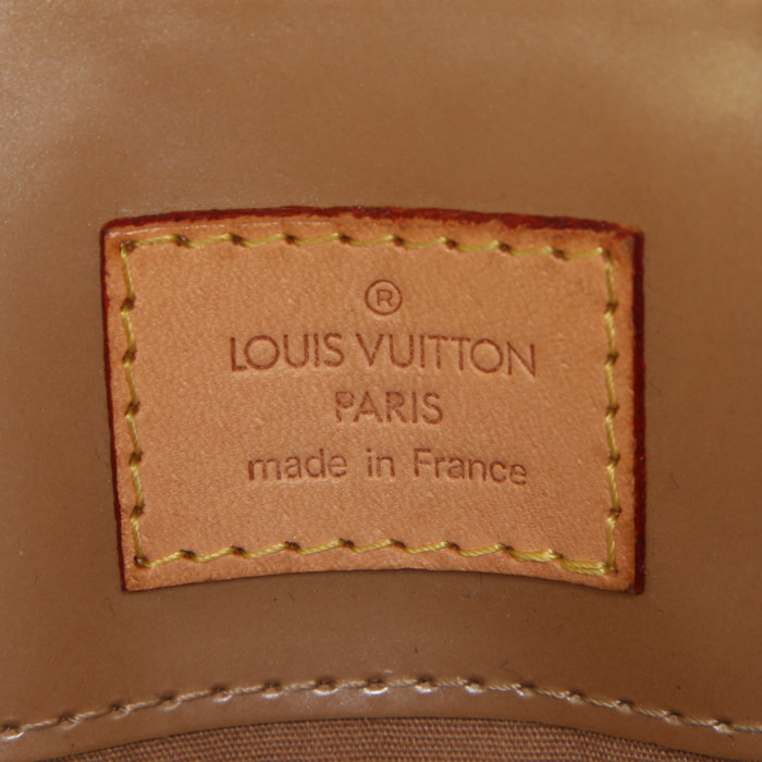 Bolso de mano Louis Vuitton Reade en charol Monogram beige y cuero natural - Detail D3